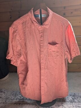 Old Navy Men’s Linen Blend Short-Sleeve Button-Down Shirt